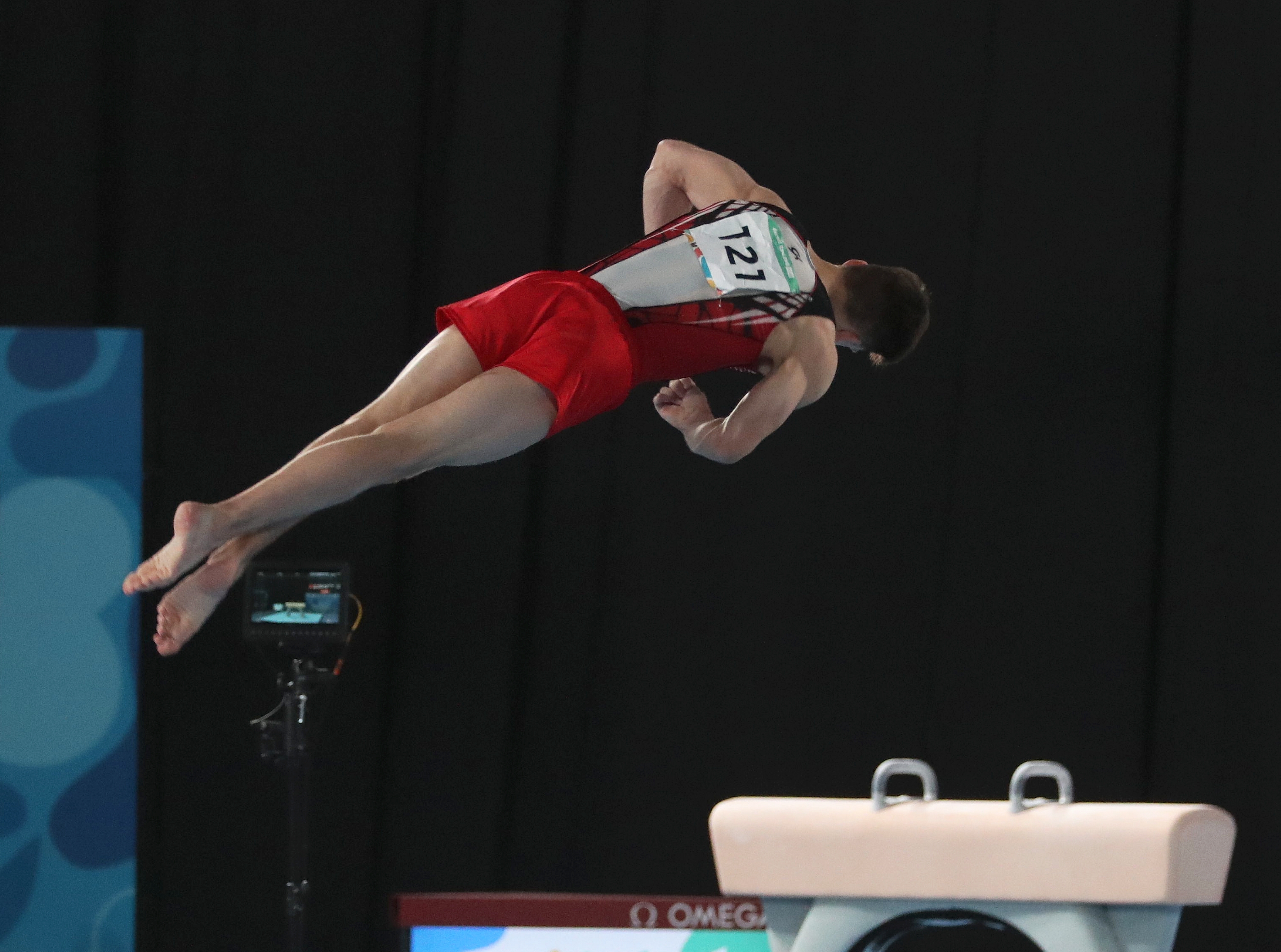 2018-10-07_Gymnastics_at_2018_Summer_Youth_Olympics_–_Boys'_Artistic_Gymnastics_–_Floor_qualification_(Martin_Rulsch)_0065